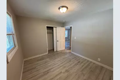 1815 E 28th Avenue, Lake Station, IN 46405 - Photo 9