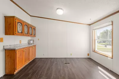 1351 E Colonial Drive, La Porte, IN 46350 - Photo 13