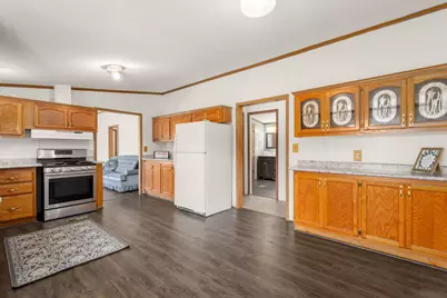 1351 E Colonial Drive, La Porte, IN 46350 - Photo 11