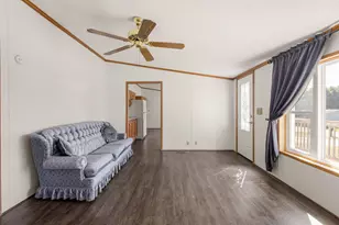 1351 E Colonial Dr, La Porte, IN 46350 - Photo 9