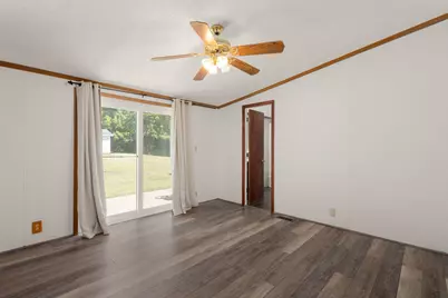 1351 E Colonial Drive, La Porte, IN 46350 - Photo 19