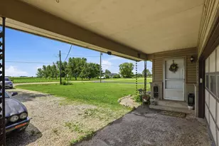 520 E Pike St, Kirklin, IN 46050 - Photo 33