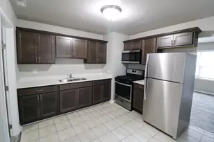 5309 E 13th Pl, Gary, IN 46403 - Photo 3