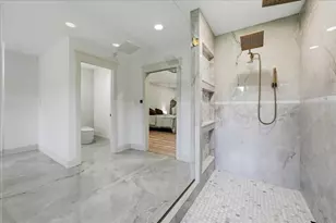 6185 E 107th Pl, Crown Point, IN 46307 - Photo 59