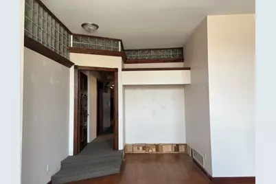 118 W Clark Street #2, Crown Point, IN 46307 - Photo 5