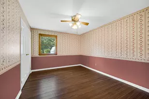 433 Nantucket Rd, Valparaiso, IN 46385 - Photo 13