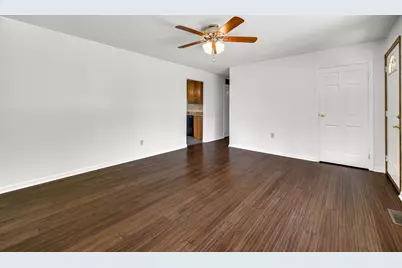 433 Nantucket Road, Valparaiso, IN 46385 - Photo 5