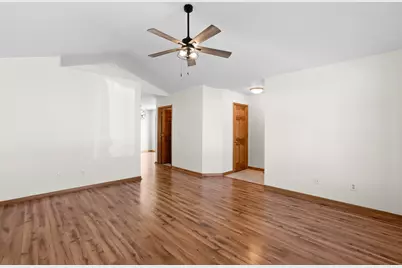 315 Valley Court, Lowell, IN 46356 - Photo 5