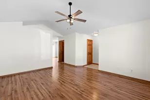 315 Valley Ct, Lowell, IN 46356 - Photo 5