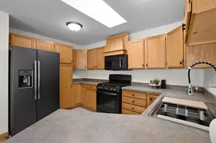 315 Valley Ct, Lowell, IN 46356 - Photo 11