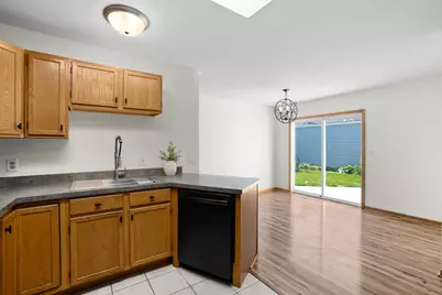 315 Valley Court, Lowell, IN 46356 - Photo 9