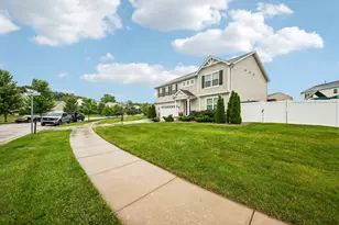 366 E 130th Ln, Crown Point, IN 46307 - Photo 3
