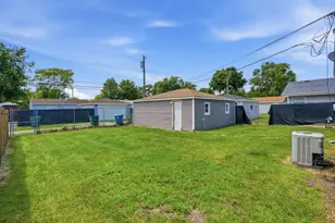 6610 Rhode Island Ave, Hammond, IN 46323 - Photo 3
