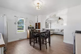 110 W Grove St, Wheatfield, IN 46392 - Photo 5