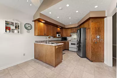827 Kenmare Pkwy, Crown Point, IN 46307 - Photo 13