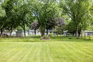 7032 W Red Apple Dr, Michigan City, IN 46360 - Photo 11