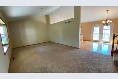 303 Pinehurst Court E, Valparaiso, IN 46383 - Photo 3