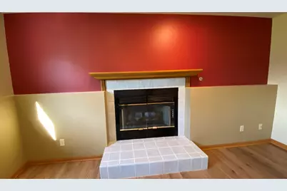 303 Pinehurst Court E, Valparaiso, IN 46383 - Photo 23