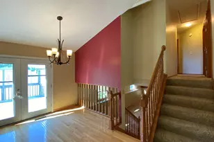 303 Pinehurst Ct E, Valparaiso, IN 46383 - Photo 13