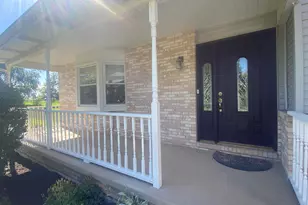 303 Pinehurst Ct E, Valparaiso, IN 46383 - Photo 7