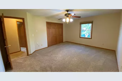 303 Pinehurst Court E, Valparaiso, IN 46383 - Photo 27