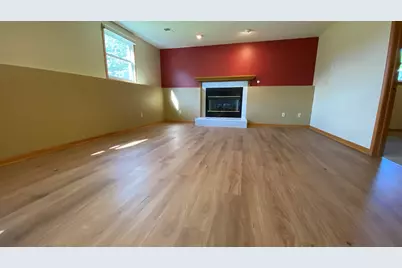 303 Pinehurst Court E, Valparaiso, IN 46383 - Photo 39