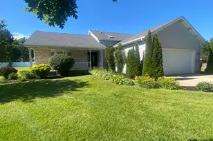 303 Pinehurst Ct E, Valparaiso, IN 46383 - Photo 73