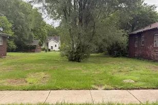 729 Carolina St, Gary, IN 46402 - Photo 1
