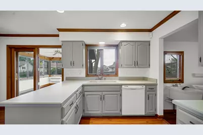 1124 Lisa Lane, Schererville, IN 46375 - Photo 9