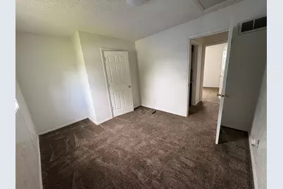 211 Railroad #B, Kentland, IN 47951 - Photo 15