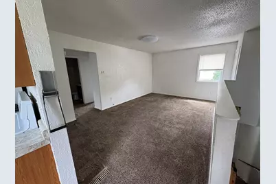 211 Railroad #B, Kentland, IN 47951 - Photo 9