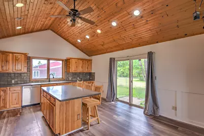 761 S 300 E, La Porte, IN 46350 - Photo 11