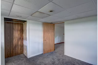 761 S 300 E, La Porte, IN 46350 - Photo 27