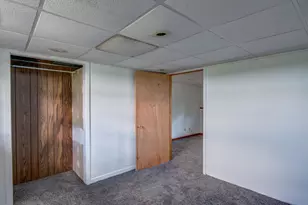 761 S 300 E, La Porte, IN 46350 - Photo 27