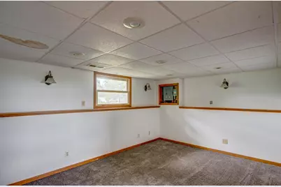 761 S 300 E, La Porte, IN 46350 - Photo 29