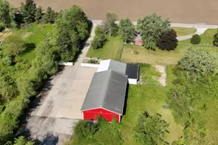 761 S 300 E, La Porte, IN 46350 - Photo 5