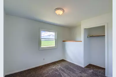 761 S 300 E, La Porte, IN 46350 - Photo 25