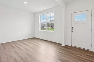 7531 W 107th Pl, Crown Point, IN 46307 - Photo 13