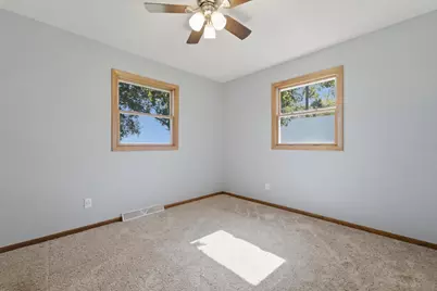 4552 E 200 S, La Porte, IN 46350 - Photo 17