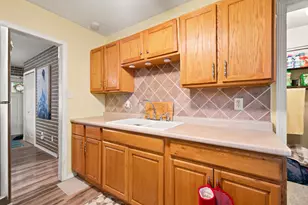 7536 Taney Pl, Merrillville, IN 46410 - Photo 11