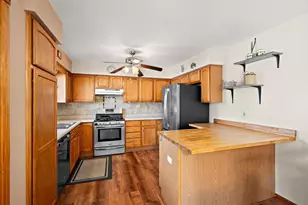 7531 E 106th Ave, Crown Point, IN 46307 - Photo 7