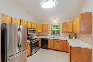 2136 Texas St, Chesterton, IN 46304 - Photo 5