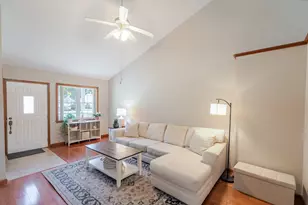 2136 Texas St, Chesterton, IN 46304 - Photo 3