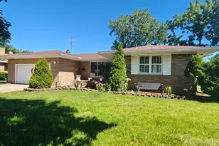 430 E 54th Ave, Merrillville, IN 46410 - Photo 1