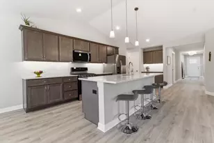12765 Woodside Dr, Cedar Lake, IN 46303 - Photo 5
