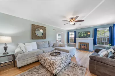 2404 Monroe Street, La Porte, IN 46350 - Photo 5