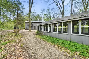 718 N Old Suman Rd, Valparaiso, IN 46383 - Photo 51