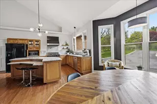 718 N Old Suman Rd, Valparaiso, IN 46383 - Photo 13