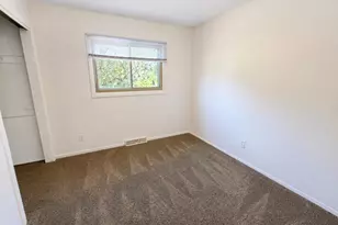 10008 Garfield Ct, Crown Point, IN 46307 - Photo 17
