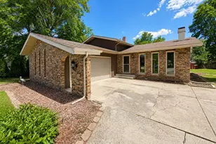 10008 Garfield Ct, Crown Point, IN 46307 - Photo 25